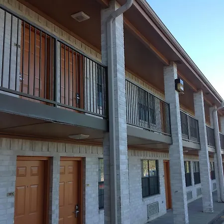 Heritage Inn Grand Prairie-2