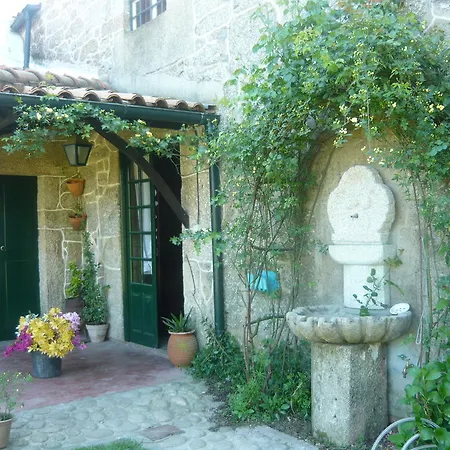 Casa Da Ponte Arcos De Valdevez-3