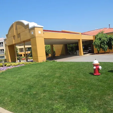 Cedar Point Sandcastle Suites-2