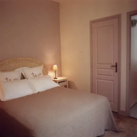 Chambres d'Hotes la Raspeliere-2