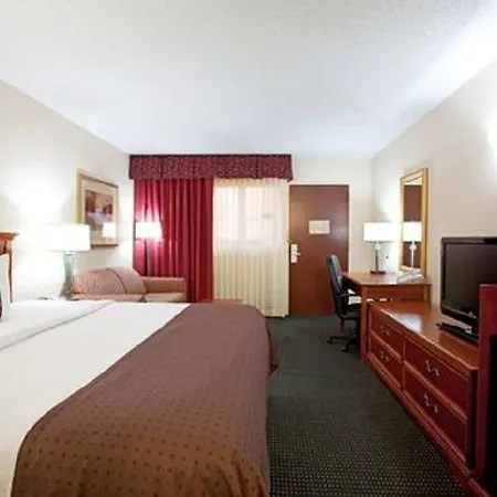 Ramada Inn Lafayette Conference Center-3