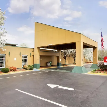 Ramada By Wyndham Roanoke-3