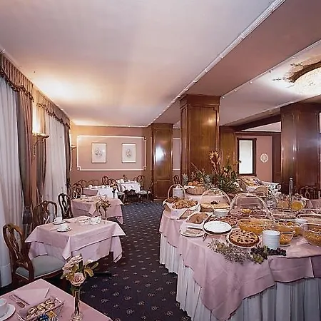 Hotel Regina Olga-2