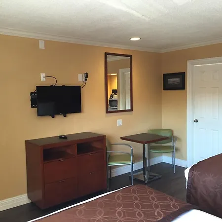 Travelodge By Wyndham El Cajon-3
