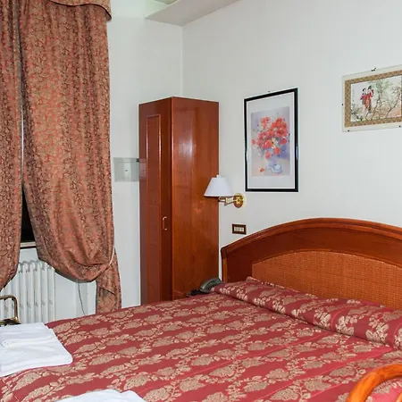 Vip Hotel-2