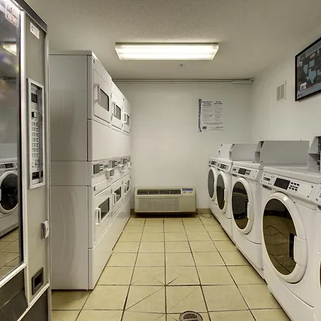 Intown Suites Extended Stay High Point Nc-2