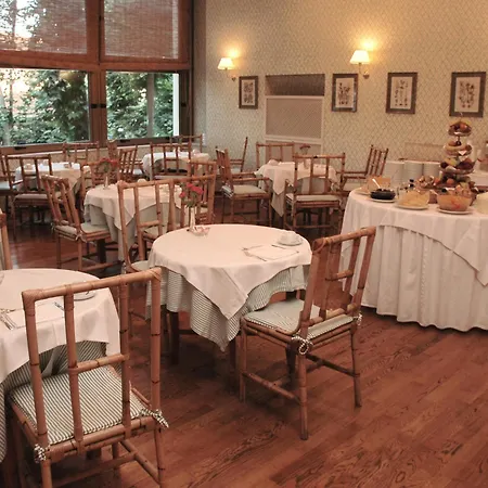 Hotel Commodore-2