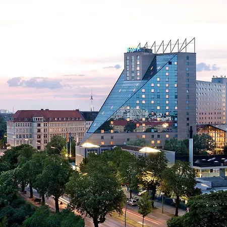 Estrel Hotel-3