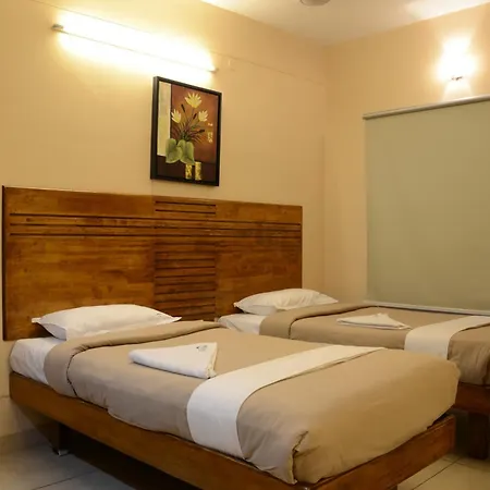 Hotel Sky Lite-2
