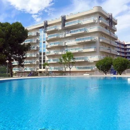 Rentalmar Larimar Apts-3