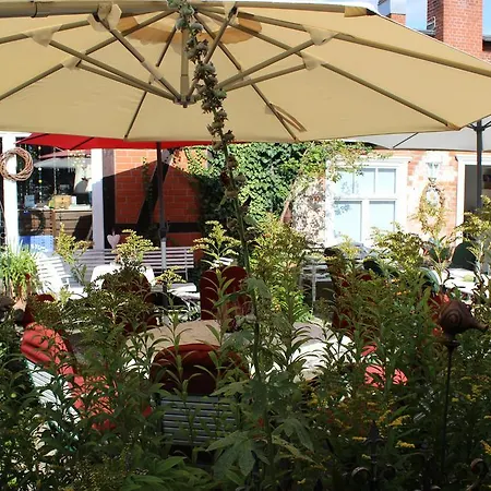Hotel Garni Zur Linde-3