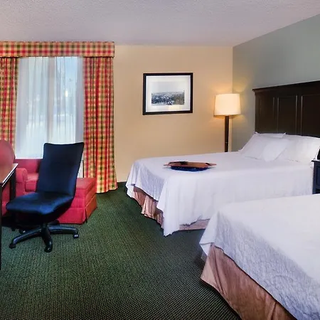 Hampton Inn On The Lake-3