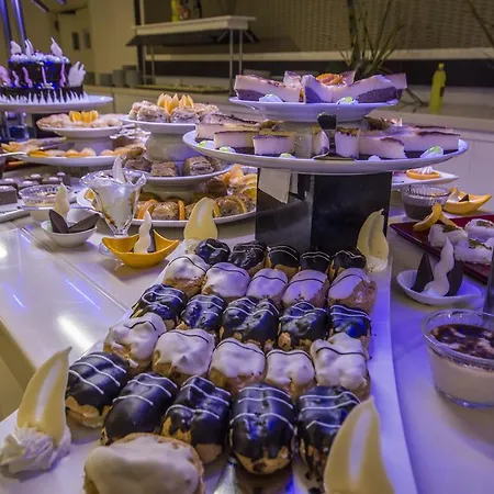 Side Ally Hotel-2