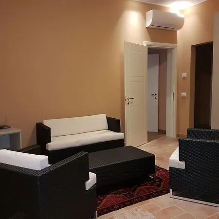 Perla Nera Guesthouse-2