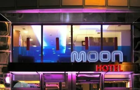 Hotel Moon-2