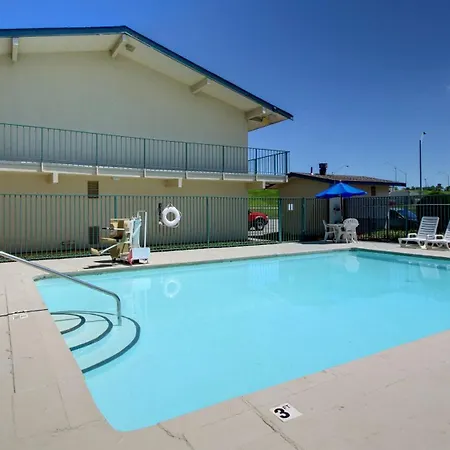Rodeway Inn Fort Smith I-40-3