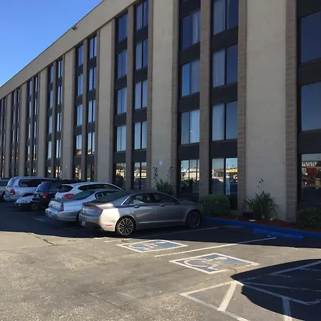 Days Hotel By Wyndham Oakland Airport-Coliseum-2