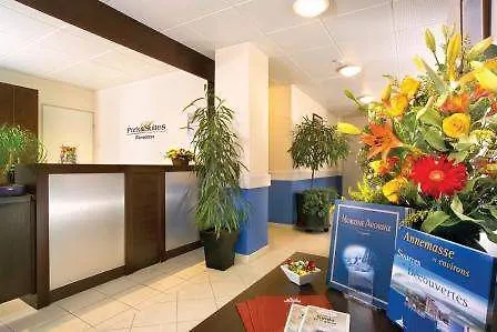 Park And Suites Annemasse-3