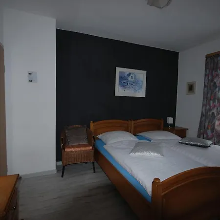 Pension Haus Am Hirschsprung-3
