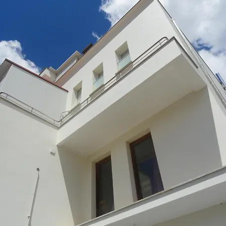 Hotel O Mirandes-2