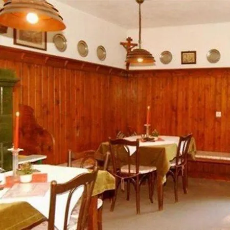 Pension Landhaus Buchenhain-3