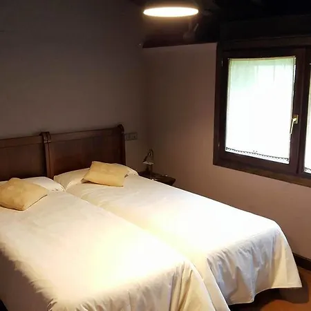 Hostal Itzalargikoborda-2
