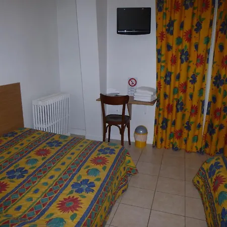 Hotel Les Colombes-2