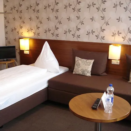 Rhein-Hotel-3