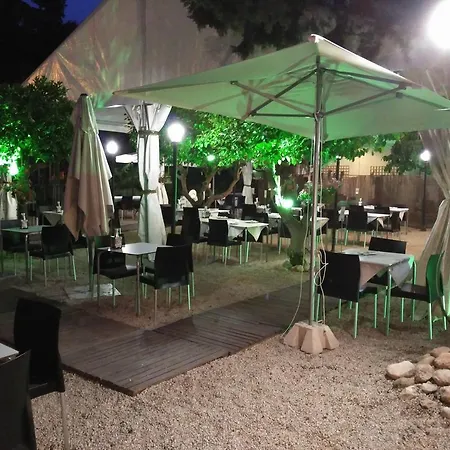 Hotel Los Bartolos-3
