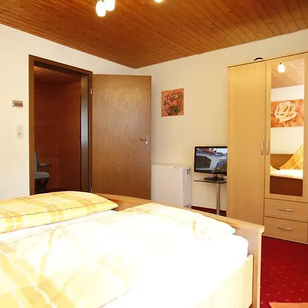 Gaestehaus Kirner - Bad Feilnbach-3