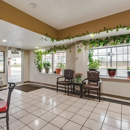 Travelers Inn Midwest City-2