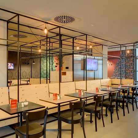 Meininger Hotel Leipzig Hauptbahnhof-2