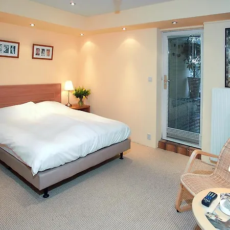 Hotel Rembrandt-2