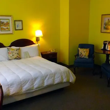 Higher Ground Hotel-3