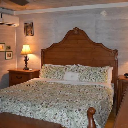 Seaport Inn-3