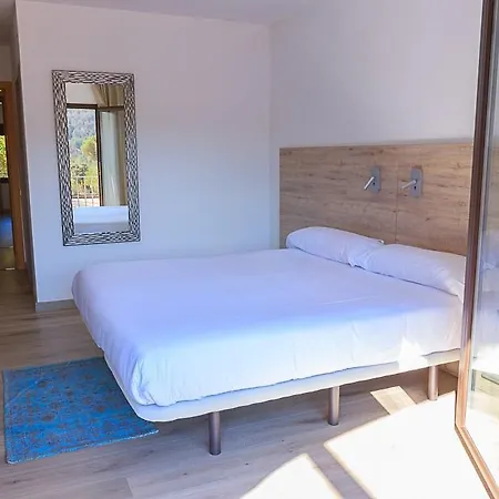 Hostal La Guineu-2