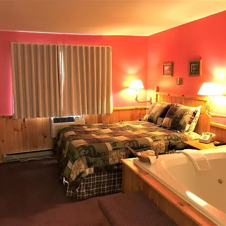 Northwoods Inn & Suites Minocqua-2