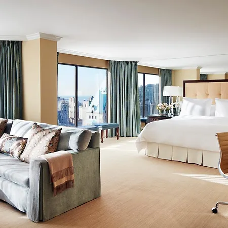 Four Seasons Hotel Vancouver-3