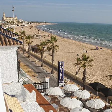 Hotel Playa de Regla-3