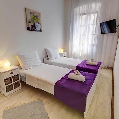 City Point Rooms-3