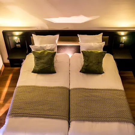 Hotel Den Hof-2