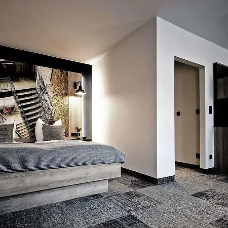 Alexxanders Hotel & Boardinghouse, Restaurant-2