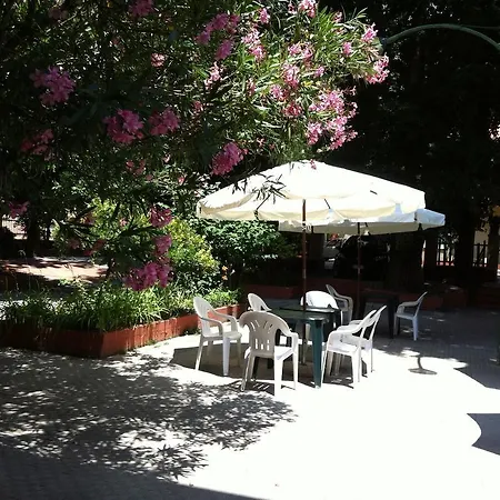 Hotel Moderno-2
