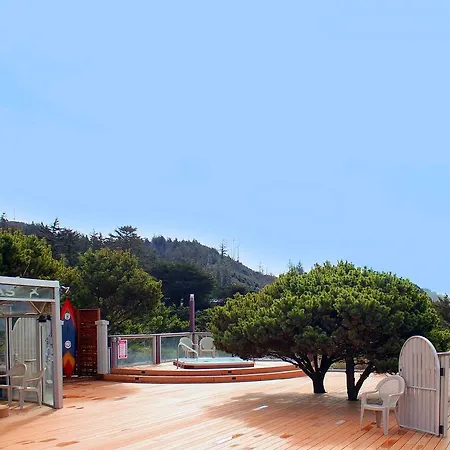 Surestay Plus Hotel By Best Western Gold Beach-3