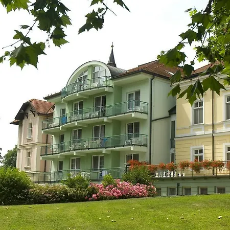 Hotel Spa Heviz-3