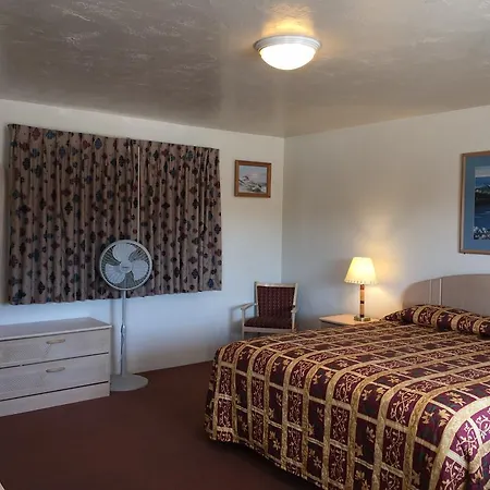Old Marina Inn-3