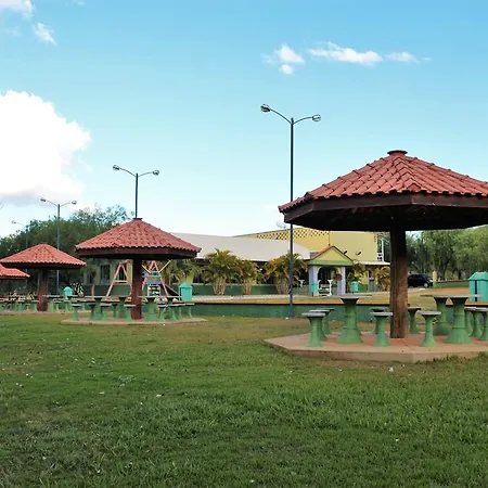 Pousada Recanto Das Aguas-3