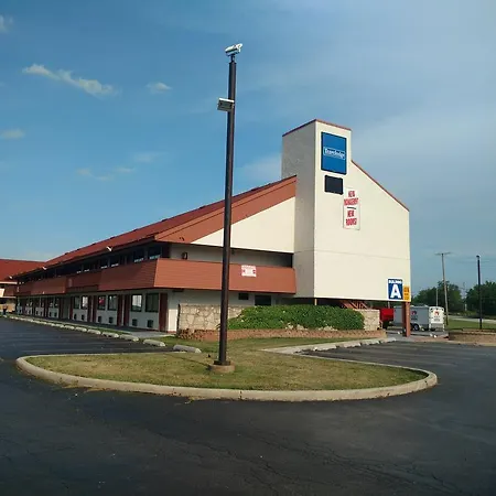 Travelodge By Wyndham South Holland-2