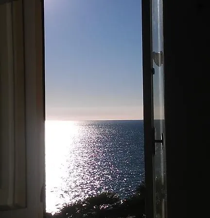 Al Piccolo Scoglio - Room & Breakfast-3
