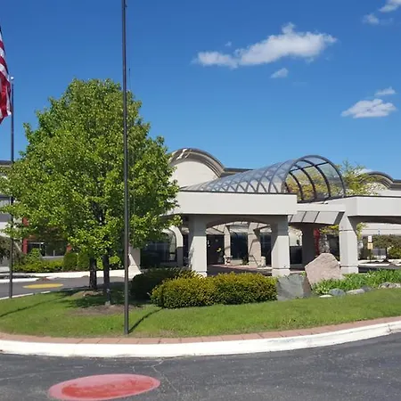 Days Inn & Suites By Wyndham Rochester Hills Mi-3